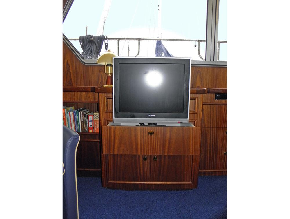 Steuerhaus, Innenausstattung